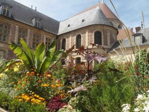 sens-incontournables-jardins-orangerie