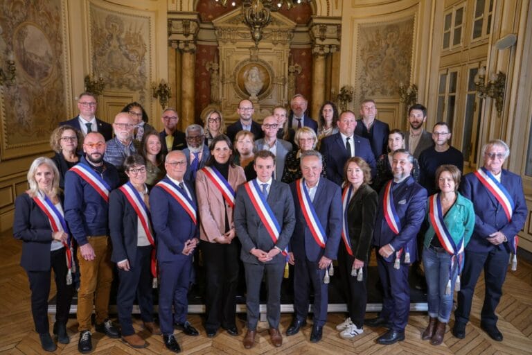 conseil municipal officiel hallard